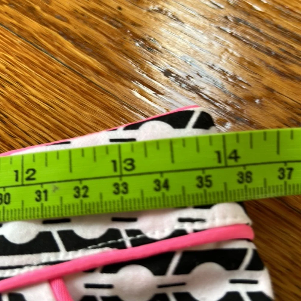 Britt Ryan mini skirt, black white, size 4, pink details.